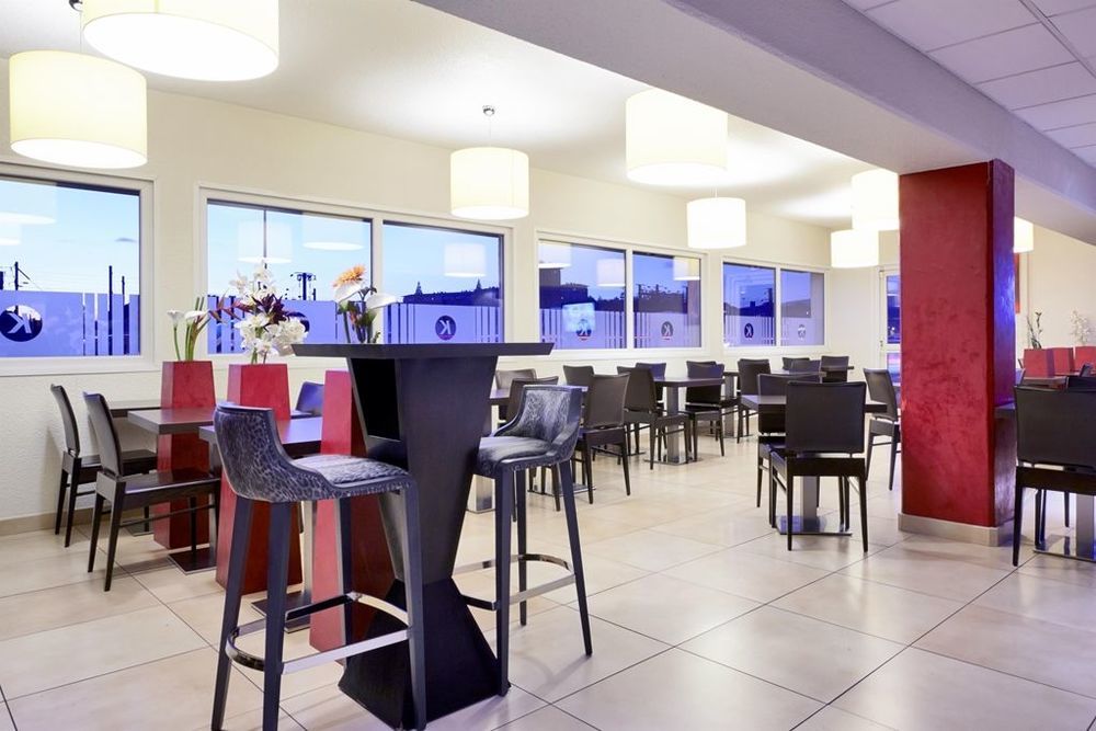 Kyriad Belfort Centre Gare Restaurant foto
